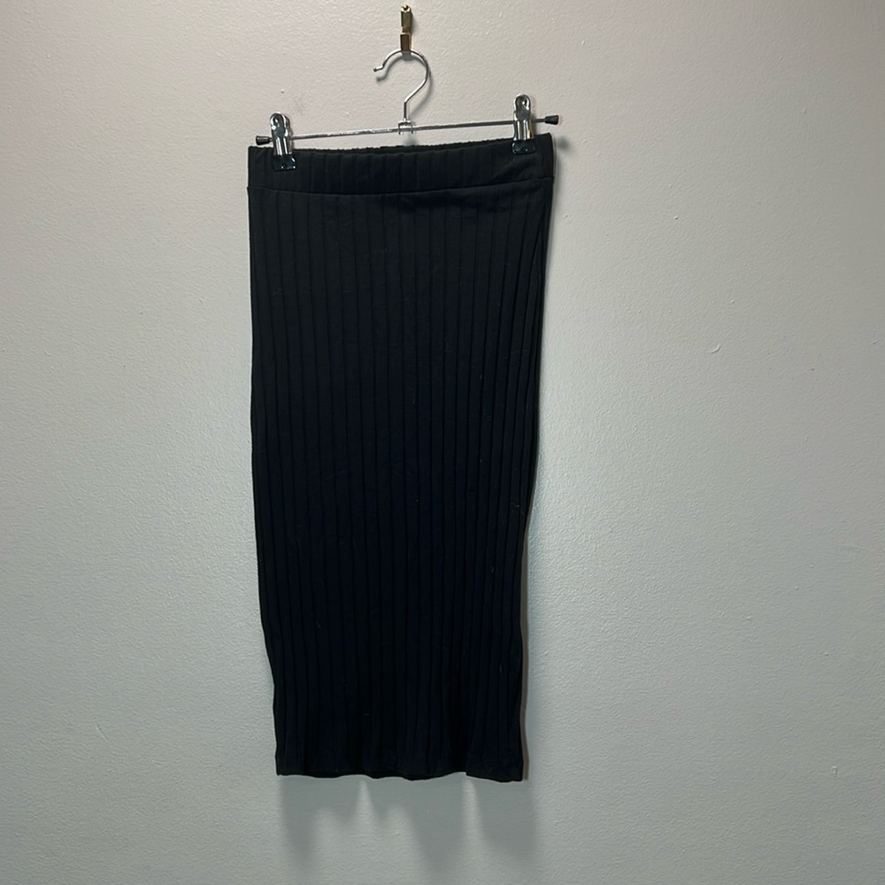 Heart Hips Black Pencil Skirt